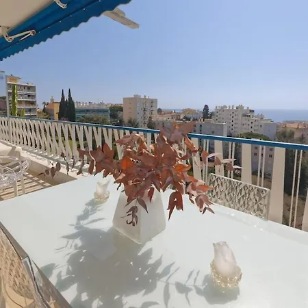 Magnifique Vue Mer, 2 Chambres, Grande Terrasse Et Parking * Cannes