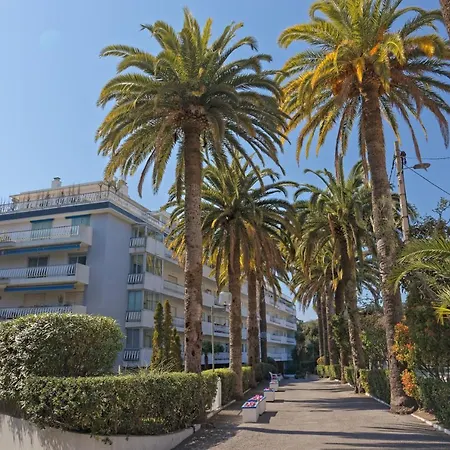 Cannes Magnifique Vue Mer, 2 Chambres, Grande Terrasse et Parking